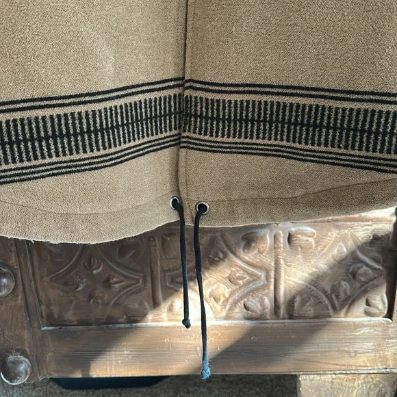 BB Dakota Chic Tan Coat with Faux Fur Hood - Picture 7 of 8